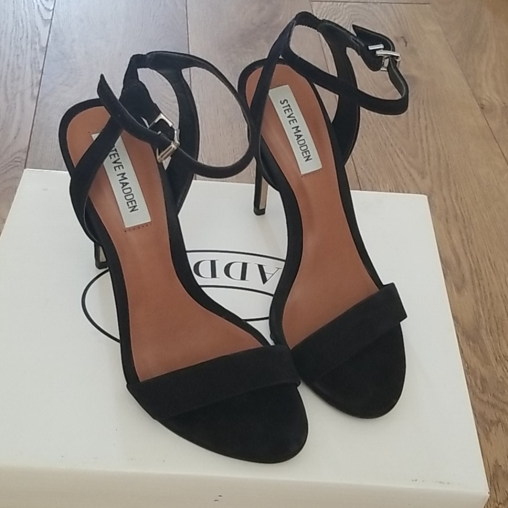 Black Heels Steve Madden size 7